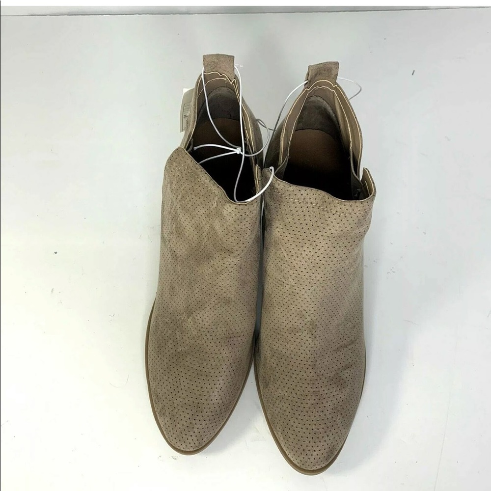 Avalyn Women’s Microsuede Laser Cut Booties - Picture 9 of 9